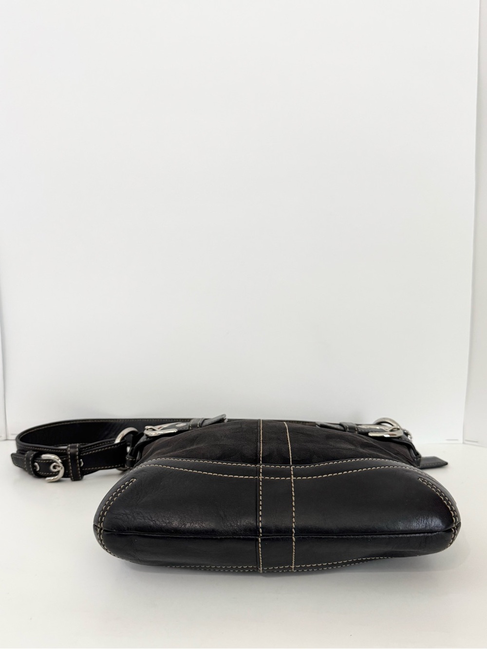 Vintage Coach Soho Signature Slim Jacquard Duffle Hobo Shoulder Bag Black #3577 - Picture 5 of 16